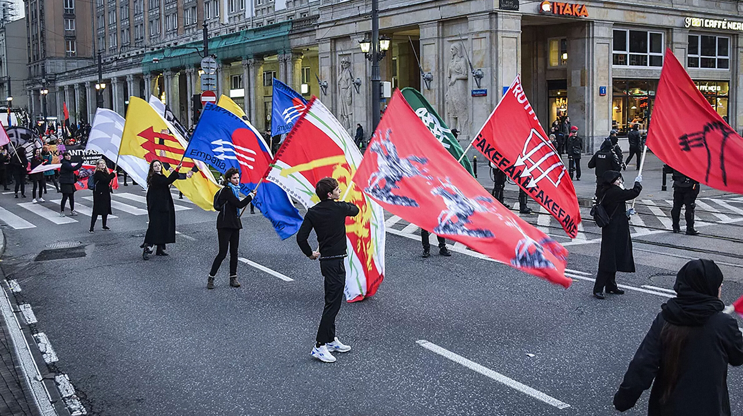 Den neuen Faschismen die Stirn bieten